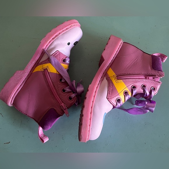 Doc Dr Martin SPECIAL EDITION- Adventure Time Princess PINK Boots Size 5 - Picture 8 of 16